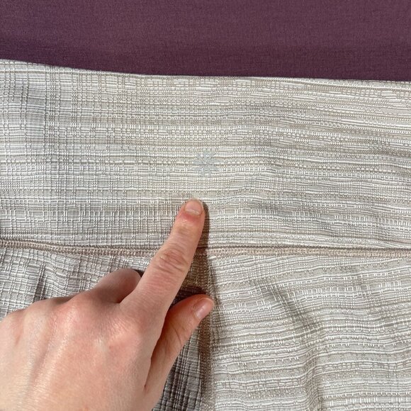 Athleta Chaturanga 7/8 Tight High Rise Jacquard Textured Legging - Size Medium - Picture 6 of 7